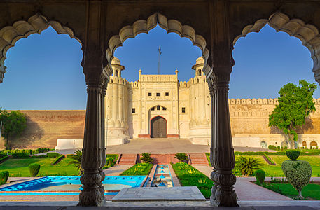 "Inside_Out_Monument.jpg" by User:Moiz.ismaili