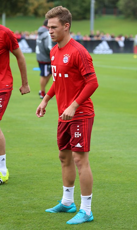 ไฟล์:Joshua_Kimmich_Training_FC_Bayern_München-1.jpg