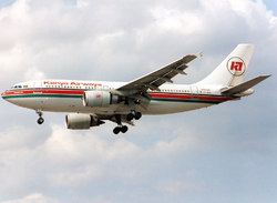 Kenya Airways A310-300 5Y-BEN LHR 1994-8-5.png