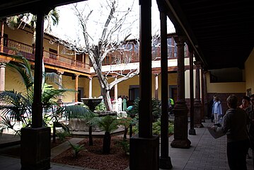 Casa Alvarado Bracamonte, Patio