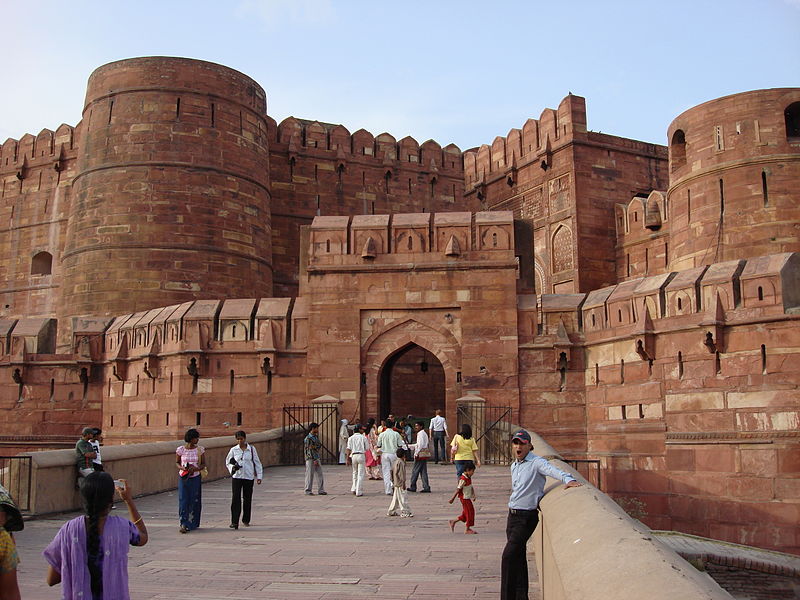 File:Lascar Agra Fort (4499825116).jpg