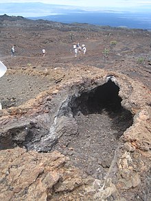 Un tunnel de lave entre le volcan Chino et la sierra Negra.