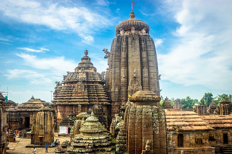 File:Lingaraj temple Bhubaneswar.jpg