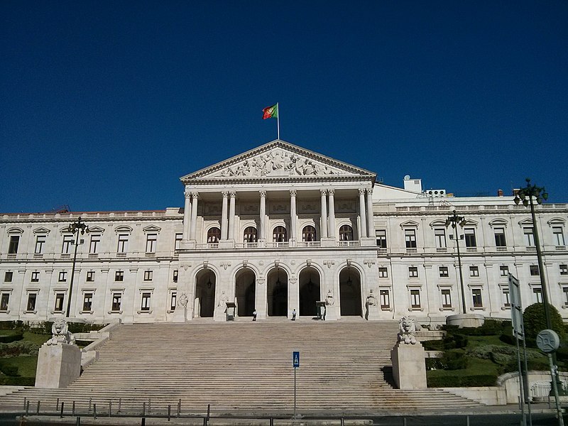 File:Lisboa (9520513779) (2).jpg