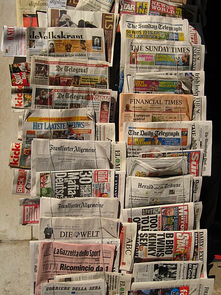 File:Lisboa - Newspapers (1261040258).jpg