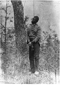 Scène de lynchage (États-Unis, 1889).