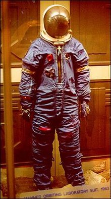 MOL MH-7 training spacesuit MOL spacesuit.jpg