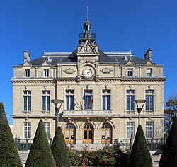 Mairie Perreux Marne 31.jpg