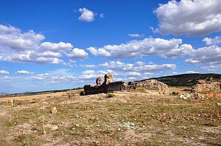 Maison située au nord de l'amphithéâtre 2.jpg