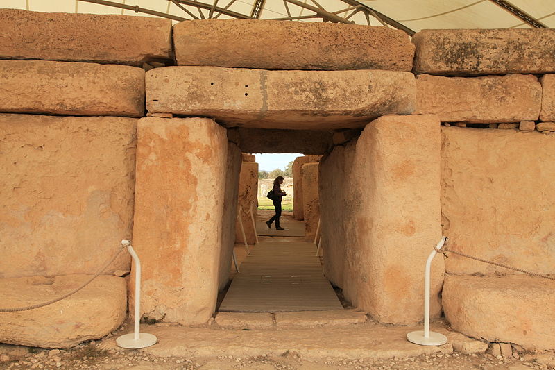 File:Malta - Qrendi - Hagar Qim and Mnajdra Archaeological Park - Hagar Qim 08 ies.jpg