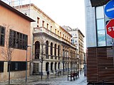 *1961-Marquès de Santa Anna 4. Escola Municipal de Formació Domèstica.**Escola Municipal de Formació Professional del districte VIII.*2016-Marquès de Santa Anna 4. Institut Josep Serrat i Bonastre.