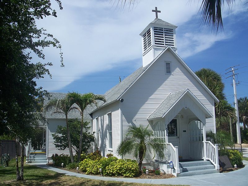 File:Melbourne Beach FL Comm Chapel03.jpg