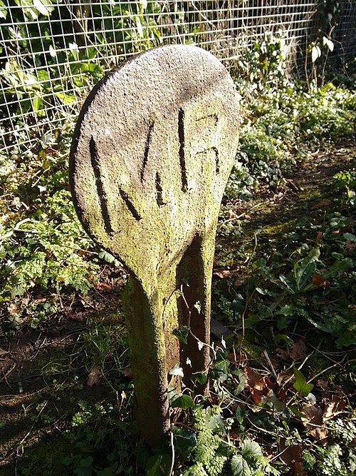 Midland Railway boundary marker at Sutton Bonington, Nottinghamshire, July 2019