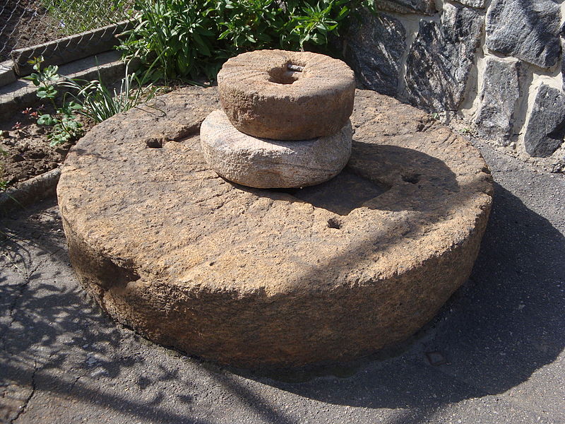 File:Mill-stone Tokmak (DSC06723).jpg