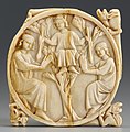 53 : French, presumably Parisian, Master, Mirror Case with Amor Wounding Two Lovers with His Arrows, firts half of the 14th century, ivory, Budapest, Museum of Applied Arts