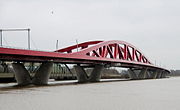 De nieuwe spoorbrug over de IJssel (Hanzeboog)