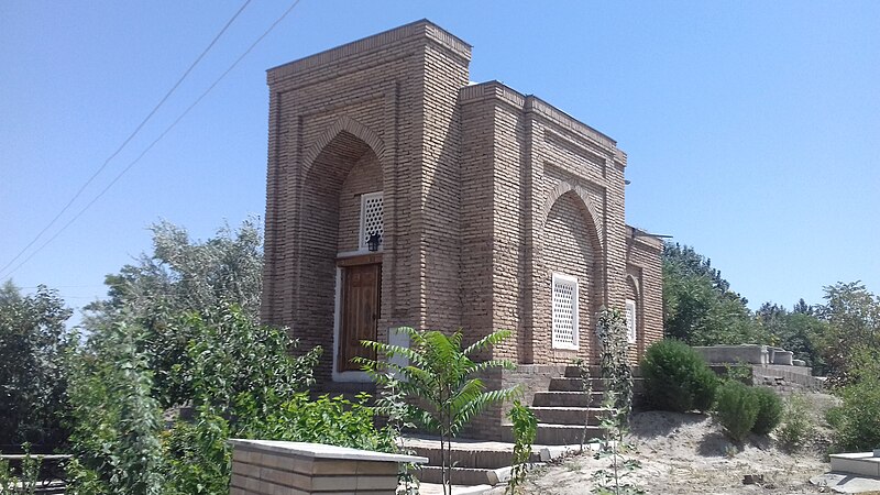 File:Nuriddin Basir Mausoleum 1.jpg