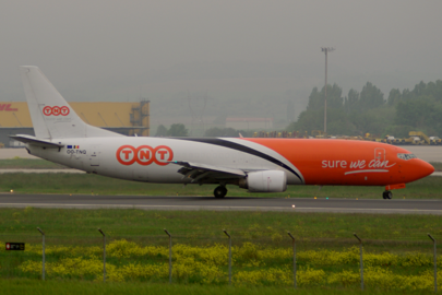 Boeing 737, OO-TNQ