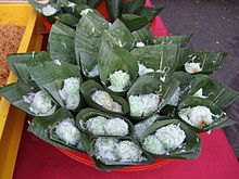 Kuih onde-onde - Wikipedia Bahasa Melayu, ensiklopedia bebas