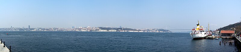 File:Panorama Beşiktaş 2.jpg