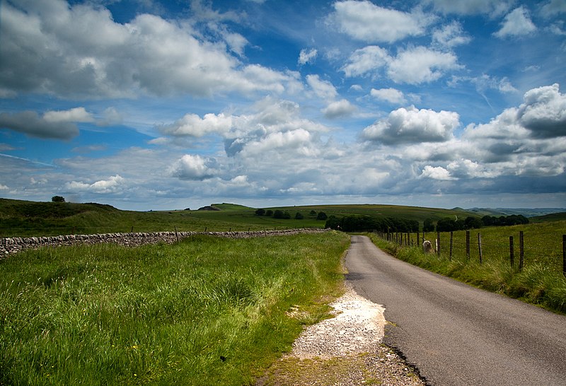 File:Peak View - Flickr - Fields of View.jpg