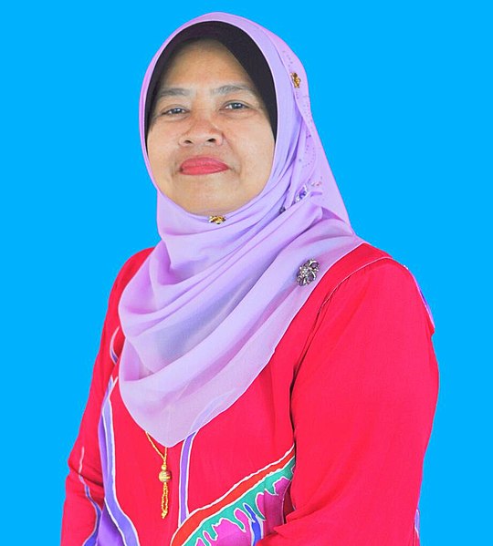 File:Pengetua hajah kamariah othman.jpg