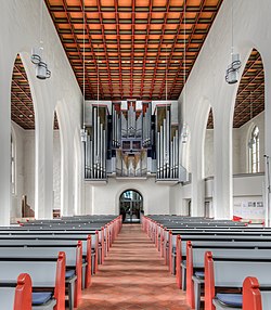 Petri-Kirche-Innen-Orgel.jpg