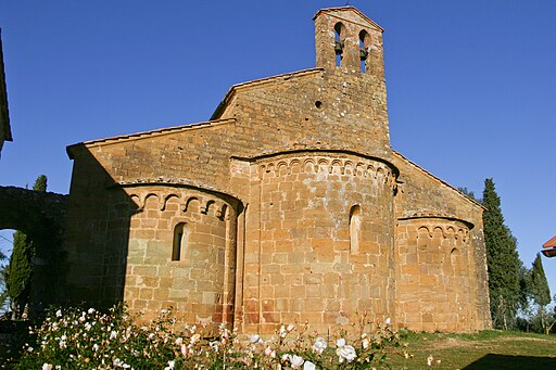 Castelmuzio, Pieve di Santo Stefano a Cennano. Absidi