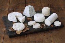 What is Bûcheron? France's Versatile Goat Cheese - Cheese Origin