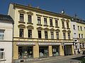 Double tenement house in closed development