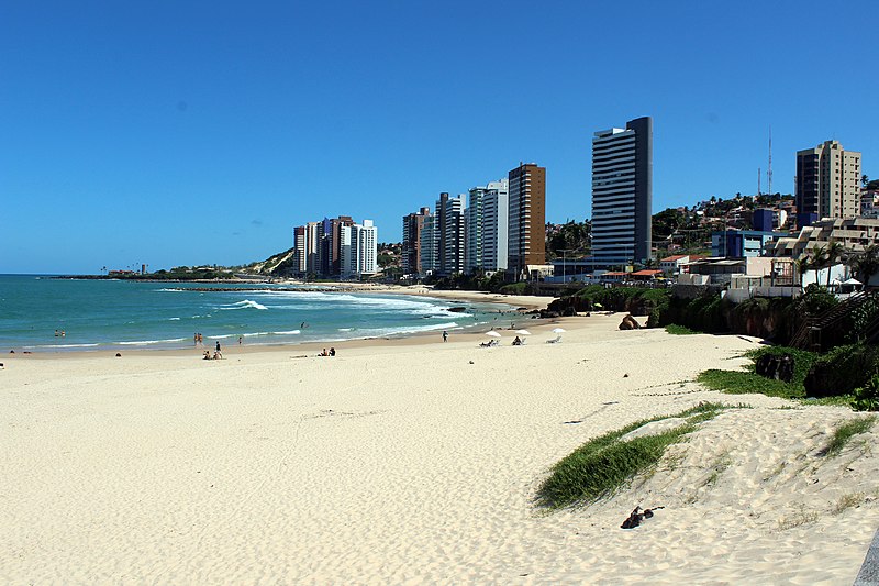 File:Praia dos Artistas - Natal (RN).jpg