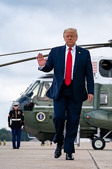 President Trump Travels to Florida (50097859147).jpg