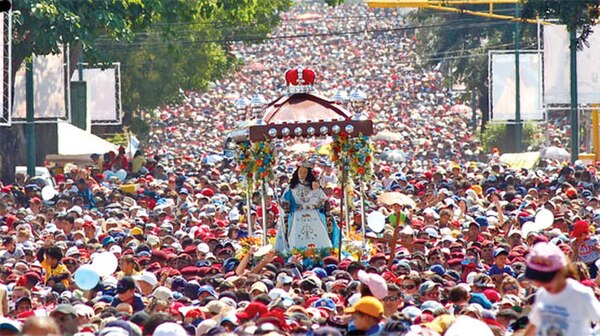 Procession of the Divina Pastora.
