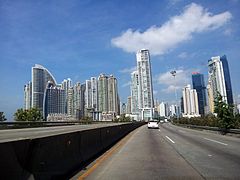 Punta Pacifica Skyline 2013-05-01.jpg