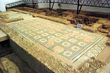 Mosaico con nudos de Salomón