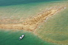 Rake art on a sandbar Rake Art Ecrehous 0136.jpg