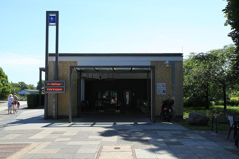 File:Rendsburg - Hindenburgstraße-Wilhelmstal - Fußgängertunnel 08 ies.jpg