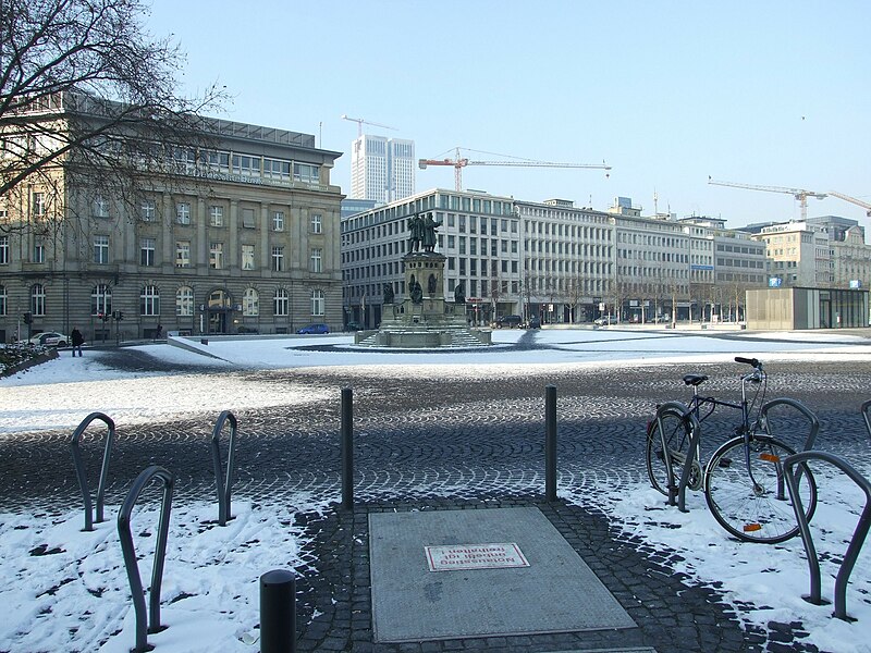 File:Rossmarkt-ffm021.jpg