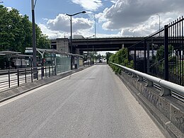 A Rue de la Clôture cikk szemléltető képe