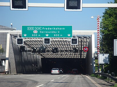 How to get to Limfjordstunnelen with public transit - About the place