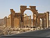 Südliches Tor der Großen Saeulenstrasse Palmyra Syria.JPG