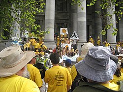 A rally by 'Stop The Weir' protesters on the steps of Parliament House, Adelaide SA Parliament rally.jpg