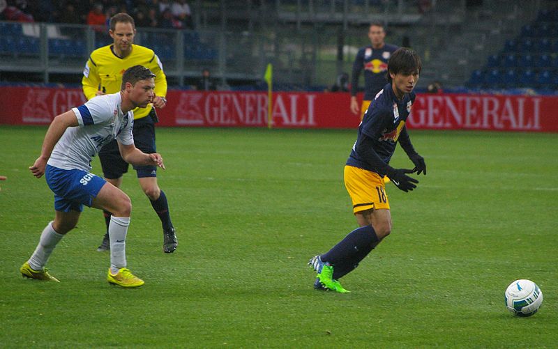 File:SV Grödig gegen FC Red Bull Salzburg (28.April 2015) 37.JPG