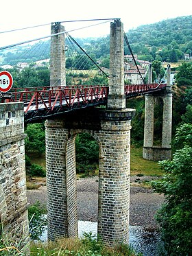 Pont suspendu de Saint-Ilpize.