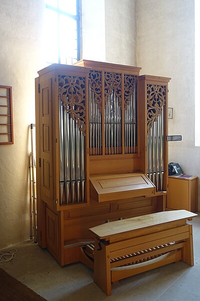 File:Salvatorkirche (Bad Rodach) Orgel.JPG