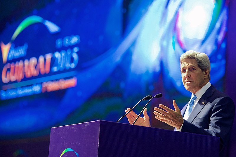 File:Secretary Kerry addresses Indian Prime Minister Modi and attendees at Vibrant Gujarat Summit (3).jpg