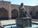 Shah Ismail I Statue.jpg