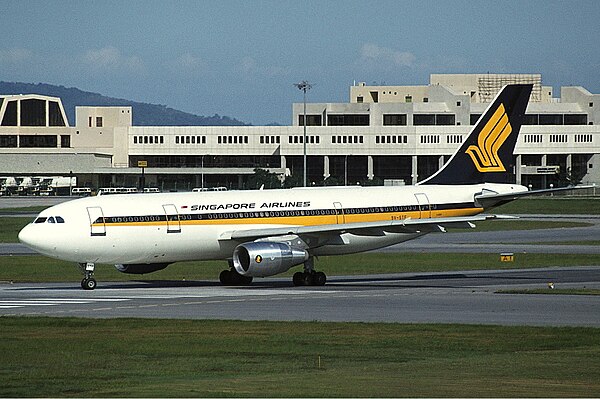 Singapore Airlines Airbus A300 at Changi in 1983
