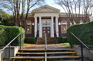 St. Johns Perpustakaan di Portland.jpg