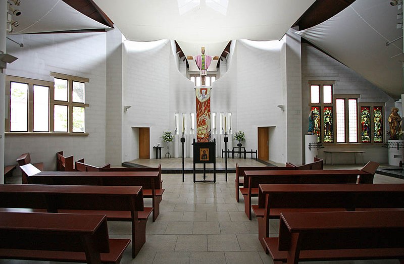 File:St Antony ^ St Silas, Ivydale Road, Nunhead - East end - geograph.org.uk - 2004549.jpg